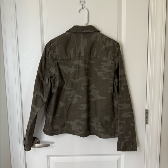 Vuori Ripstop Camouflage Jacket - Picture 7 of 7